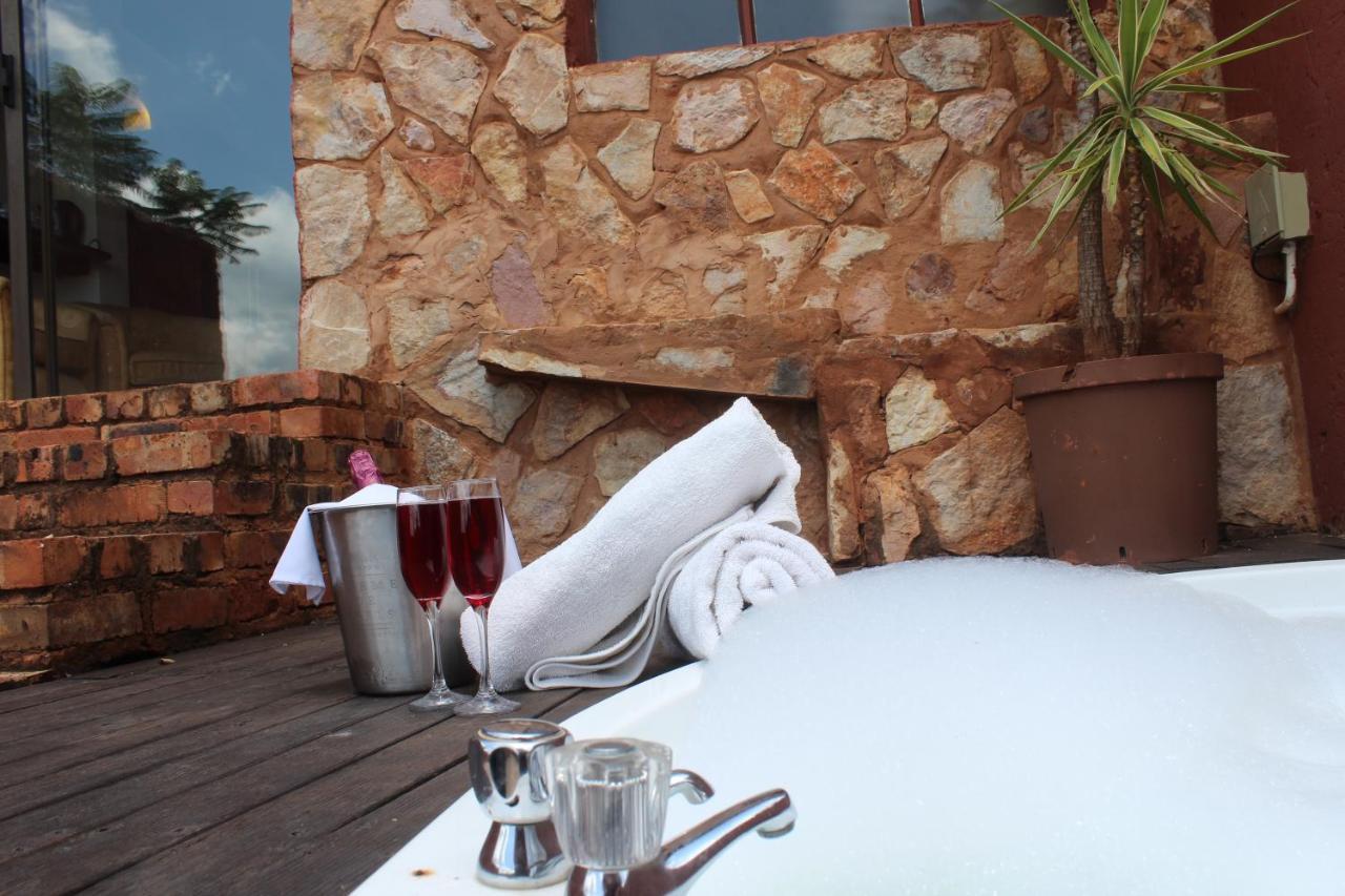 La Montagne Guest Lodge Хартбиспурт Экстерьер фото