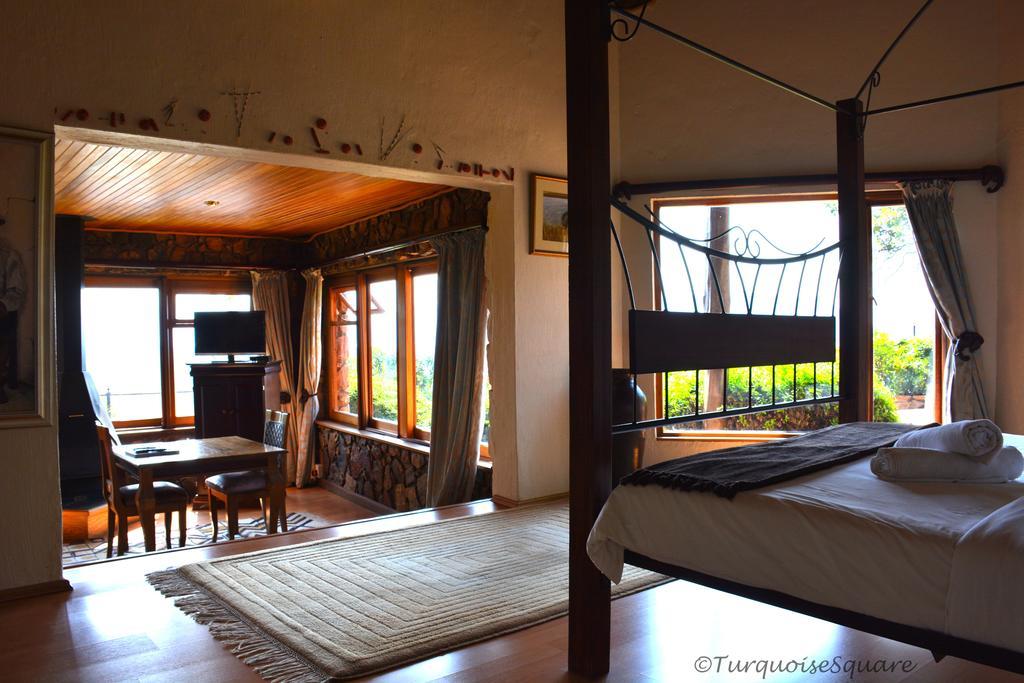 La Montagne Guest Lodge Хартбиспурт Экстерьер фото