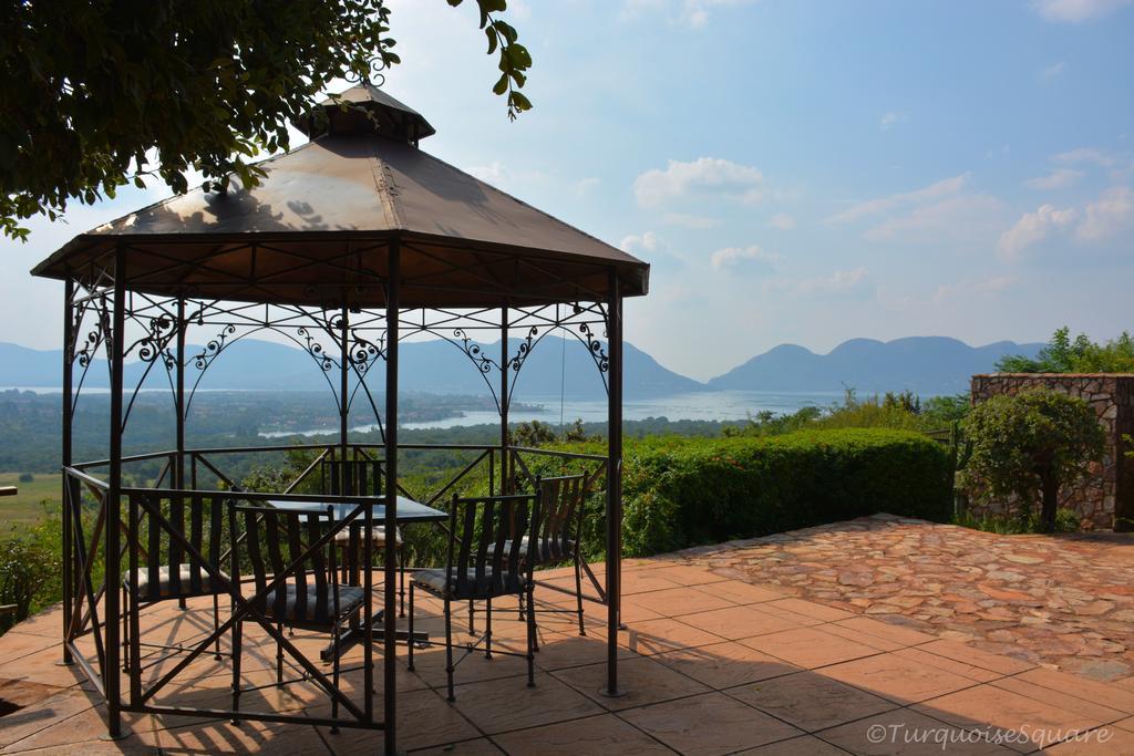 La Montagne Guest Lodge Хартбиспурт Экстерьер фото