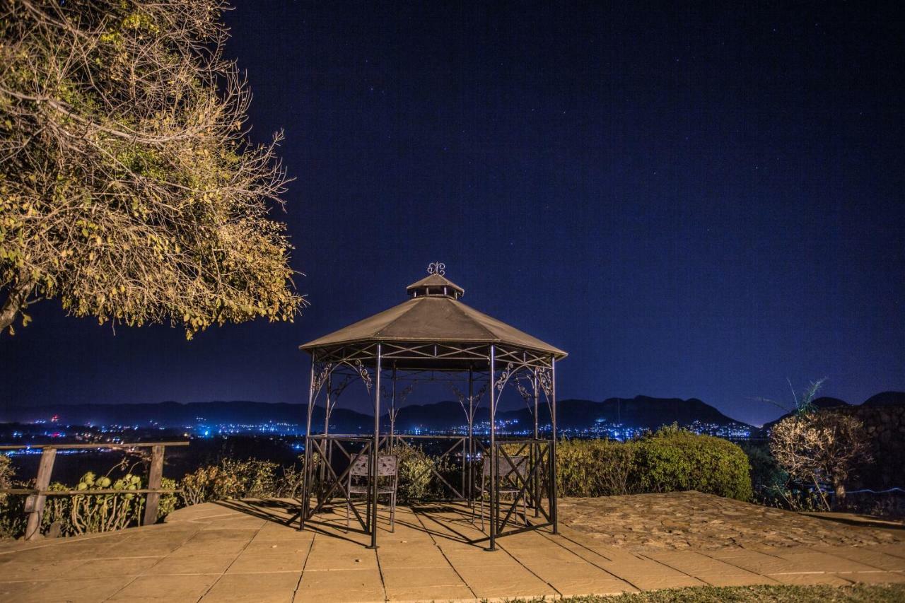 La Montagne Guest Lodge Хартбиспурт Экстерьер фото